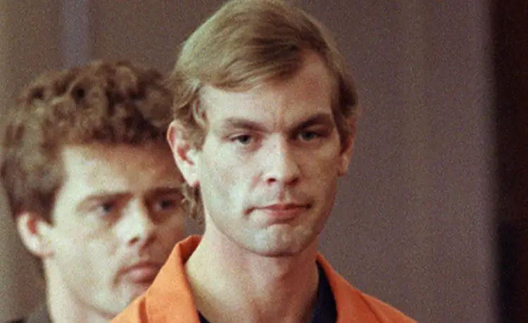 Jeffrey Dahmer - 10 maiores assassinos em série dos EUA - 10 maiores serial killers dos EUA