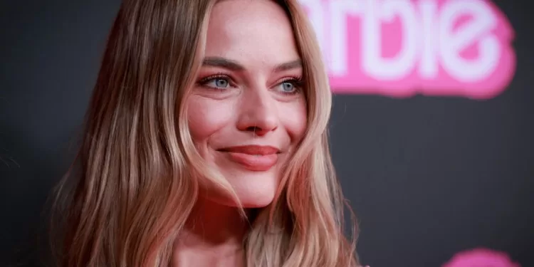 Margot Robbie na premiere de ''Barbie'' na Austrália / Foto por Hanna Lassen /  Getty Images