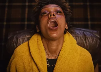 Crítica | Fale Comigo (2023)